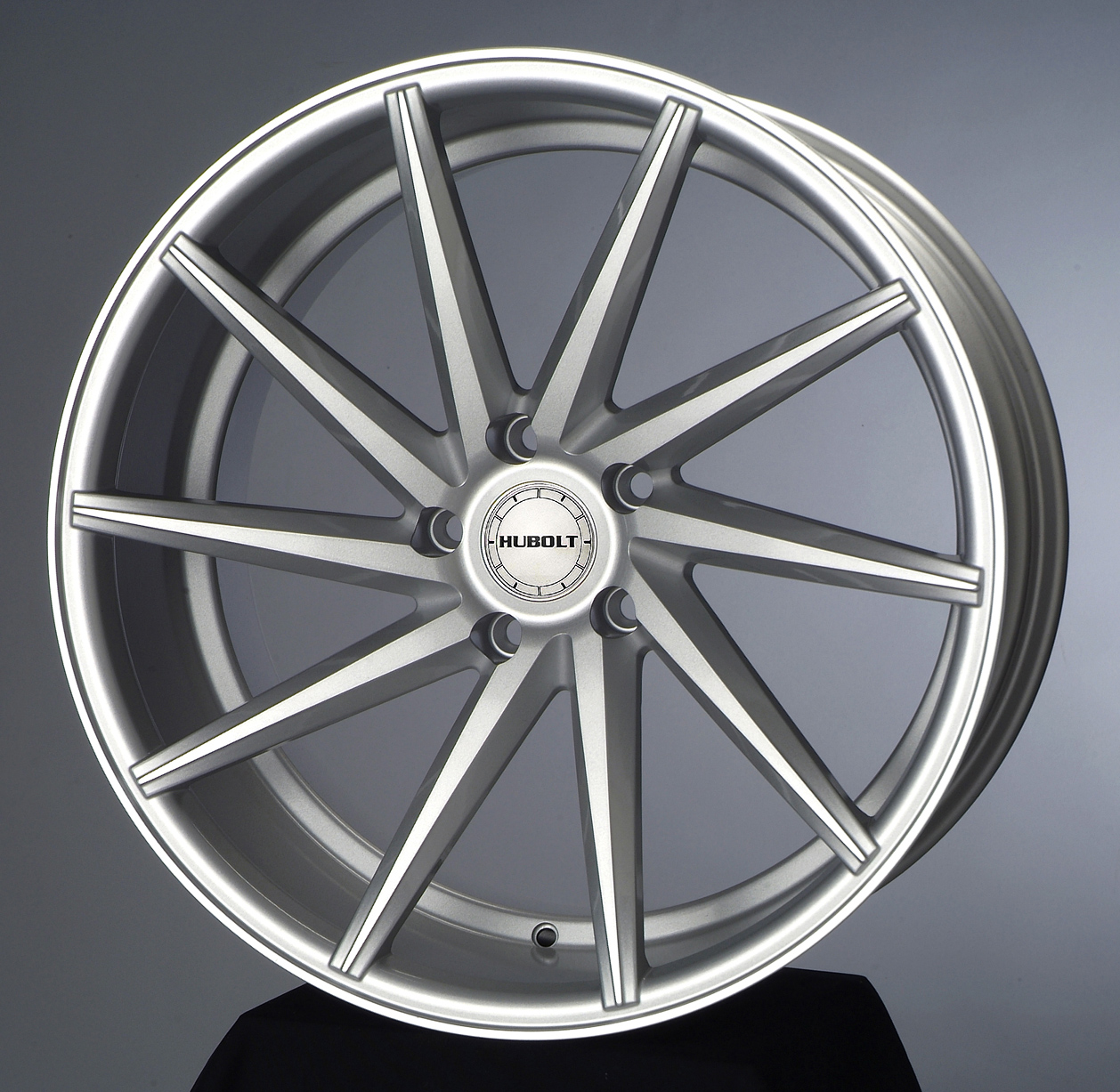 20인치 휴볼트 CVT 326 LEFT  FLASH SILVER 5홀 (대만) 4P가능  (10J +35,25)